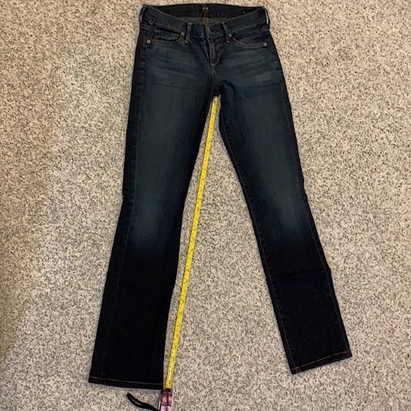 Citizens of Humanity Ava Low Rise Straight Leg
Dark wash
Size:25 - Picture 8 of 12